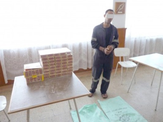Marinar egiptean oprit cu focuri de armă de poliţişti